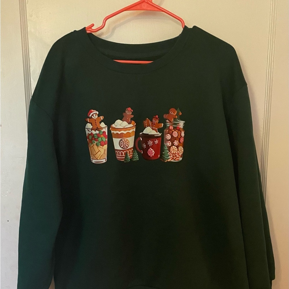 SHEIN Green Christmas sweatshirt